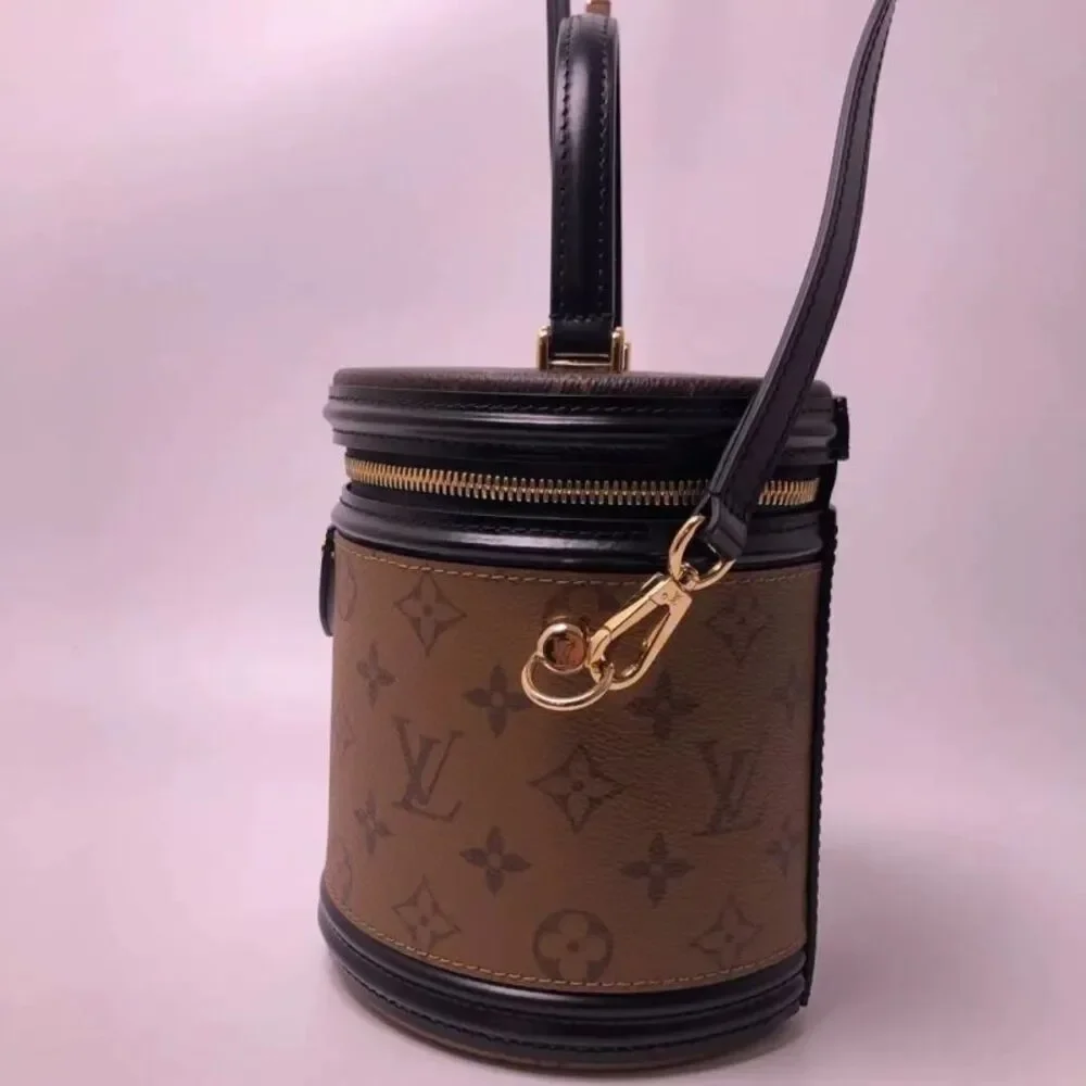 Louis Vuitton Women Pre-Loved Bag Very Good Condition